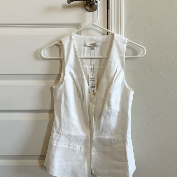 Favorite Daughter The Jones Linen Vest in bright white, size XS - Picture 5 of 5